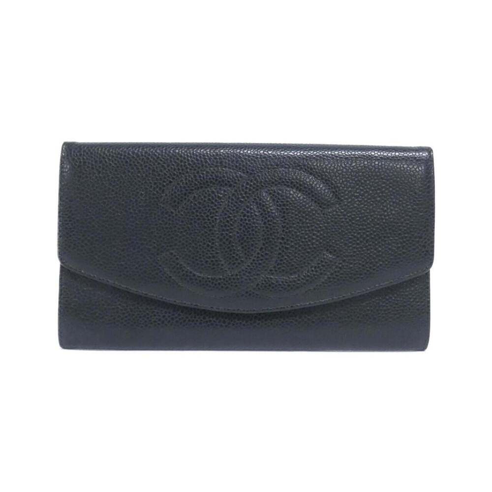 CHANEL Authentic Green Wallet - Picture 1 of 10